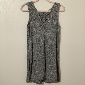 Everleigh Minimalist Chic Grey Knit Cross Back Cozycore Slouchy Tunic Top Small